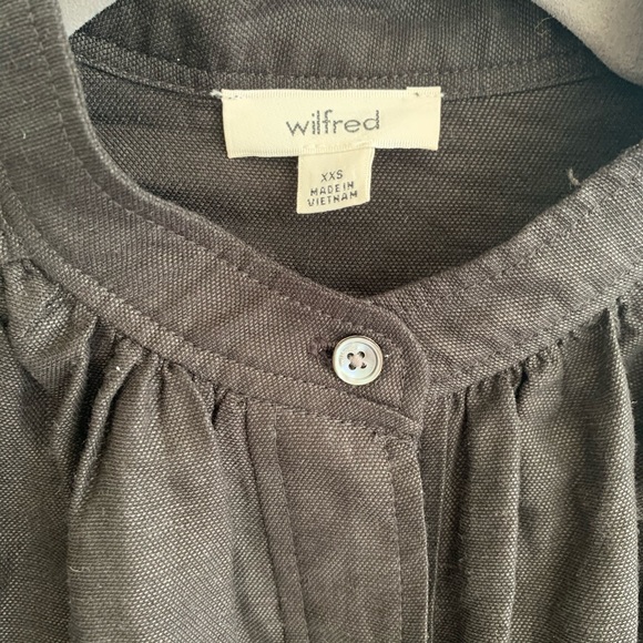 ❗️SOLD❗️Aritzia Wilfred Bertillon Button Up Blouse - Picture 3 of 5